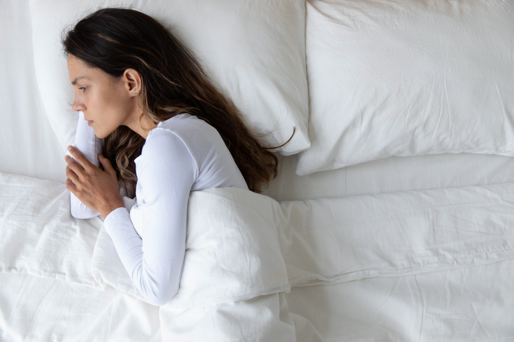 Tremori notturni: cosa causa questi disturbi del sonno?
