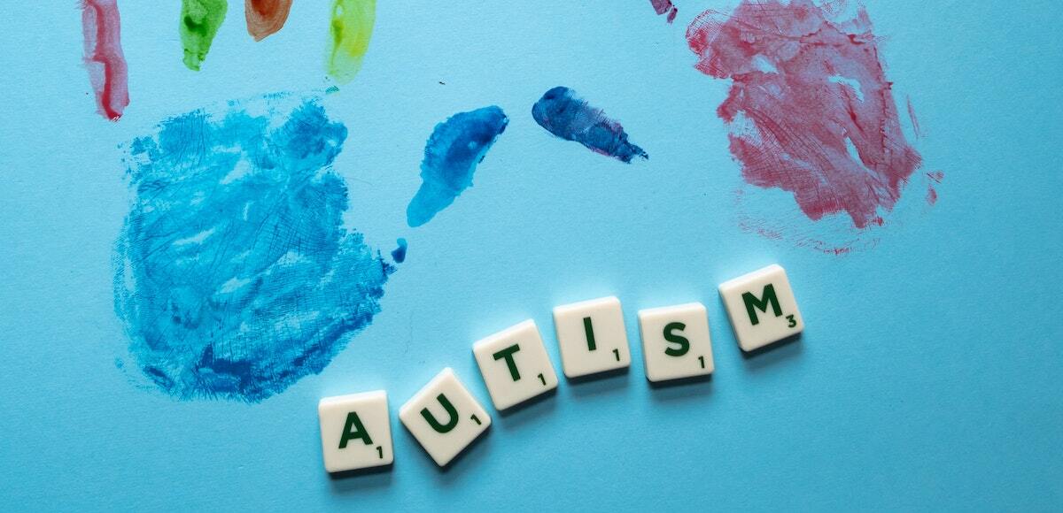 Misurare lo spettro autistico: diagnosi, test e interventi