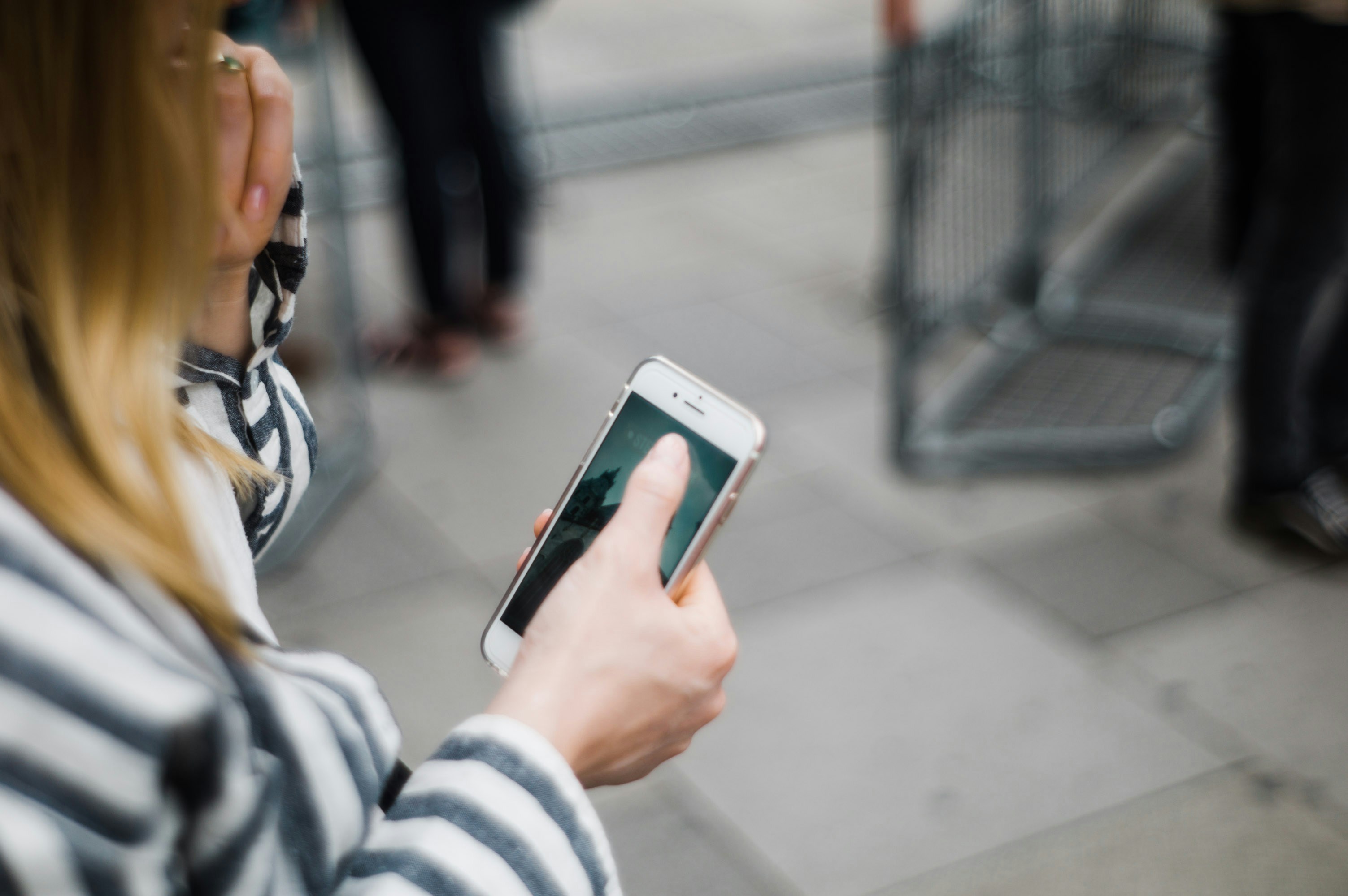 Adolescenti e social: rischi, conseguenze e prevenzione